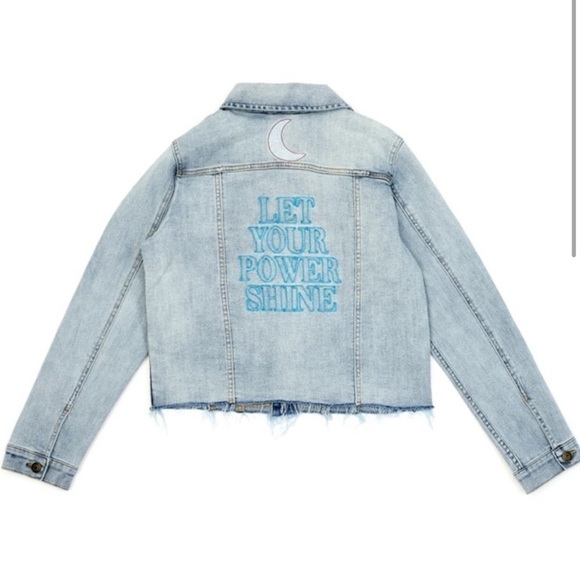 Rapunzel Denim Jacket Tangled Disney Parks Size 1X - missing rainbow pin! New! - Picture 2 of 15